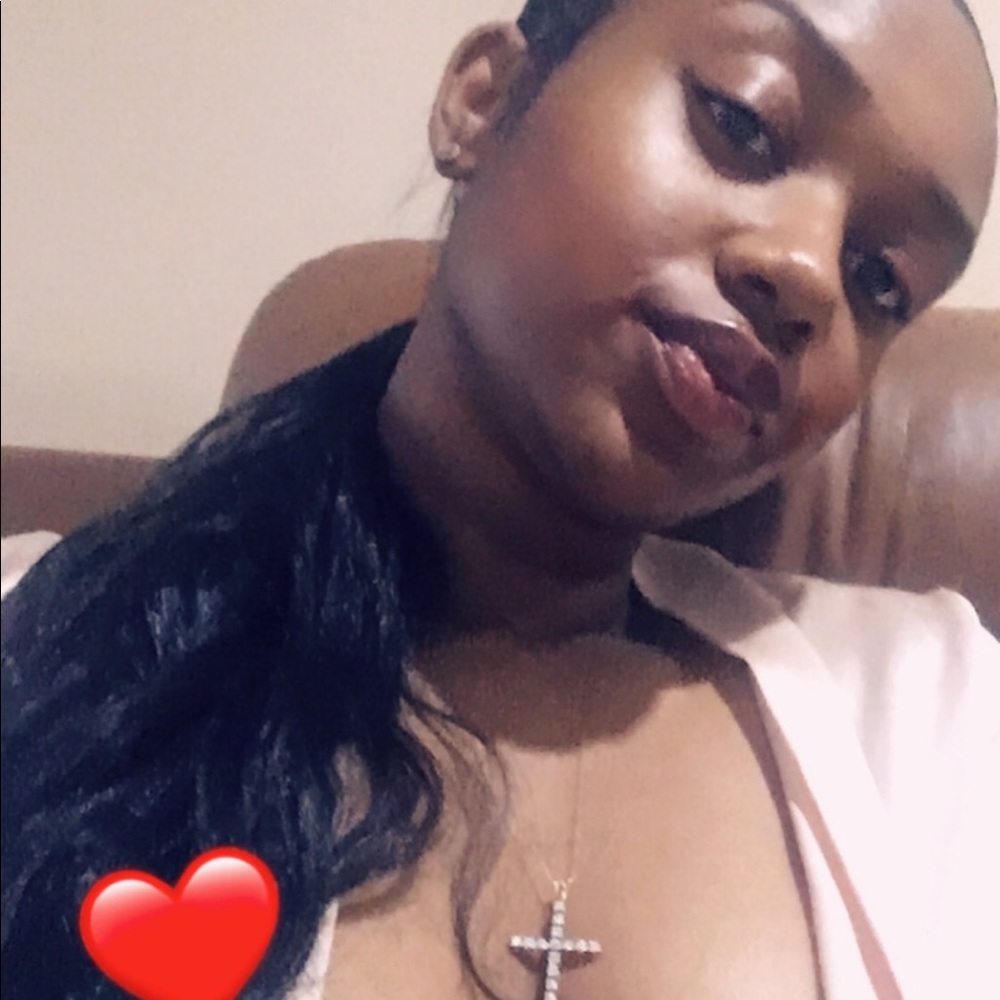 Meet your Posher, Markal